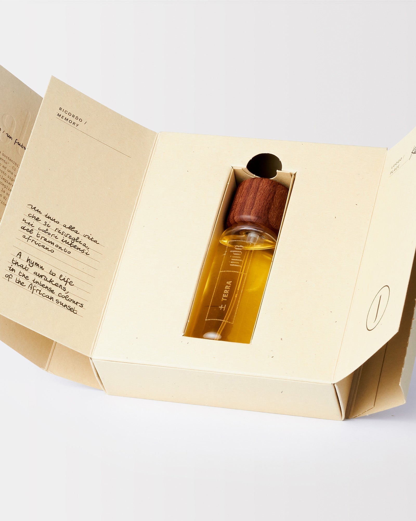 dettaglio frontale packaging aperto terra jijide